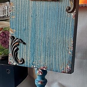 Hand-Painted Blue Ribbed Decorative Photo Board with Ornate Accents And Clip